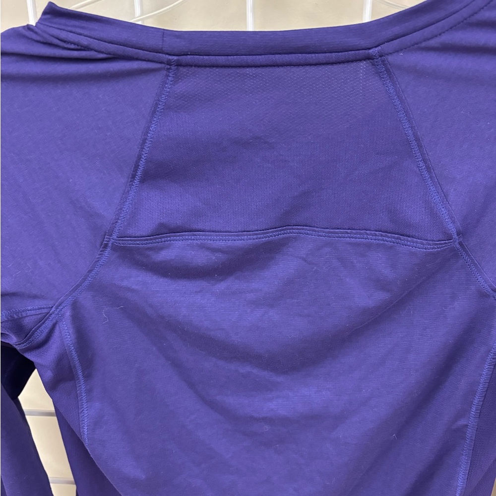 BUNDLE OF TWO L.L.Bean Women’s “Missis” size XS long sleeve activewear shirts. - Picture 16 of 16